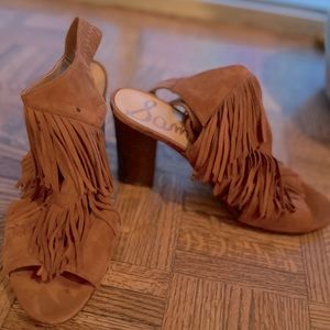 Same Edelman fringe healed platform sandals